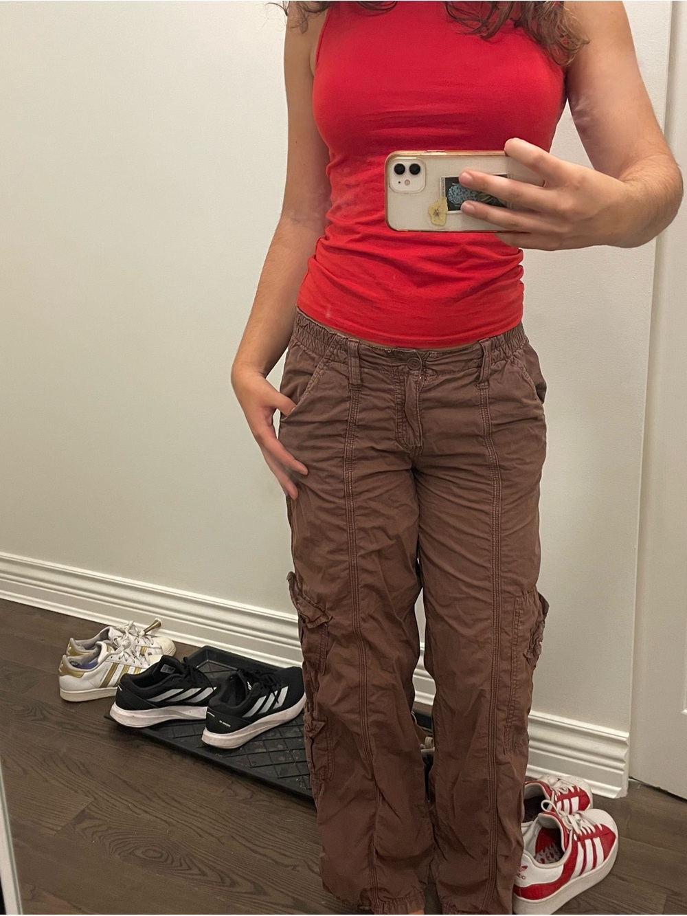 BDG Y2K Low Waisted Brown Cargo Pants
